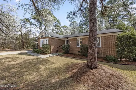 1206 Crows Nest Court New Bern NC 28560