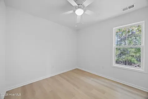 709 W Hayes Street Burgaw NC 28425