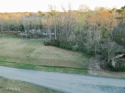 18 Bridgewater Drive S Bath NC 27808