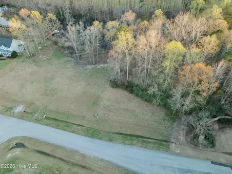 18 Bridgewater Drive S Bath NC 27808