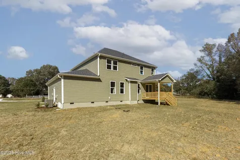 2701 River Meadow Court Spring Hope NC 27882