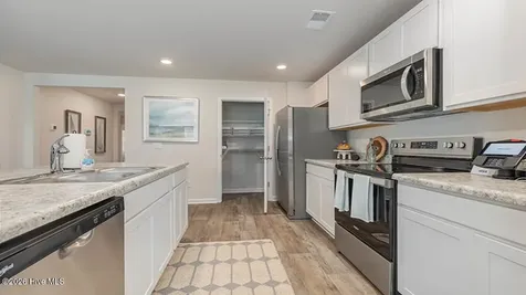 4429 East Coast Lane Shallotte NC 28470