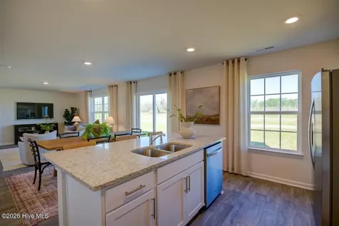 2132 Montalvan Drive Greenville NC 27834