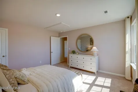 2132 Montalvan Drive Greenville NC 27834