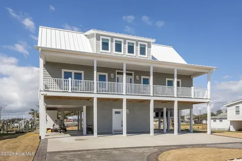 314 Easy Street Cape Carteret NC 28584