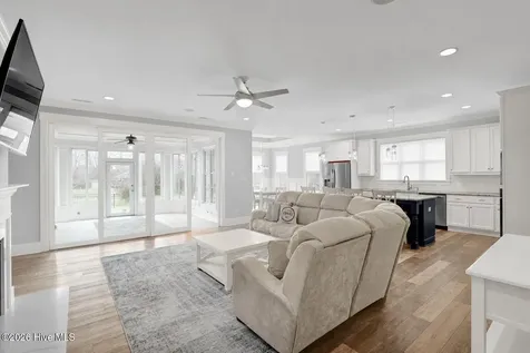 858 Lake Willow Way Holly Ridge NC 28445