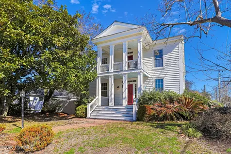 819 Broad Street Beaufort NC 28516