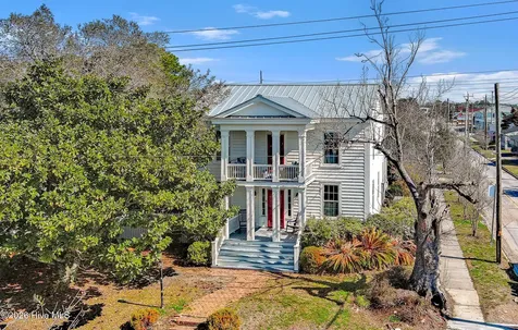 819 Broad Street Beaufort NC 28516