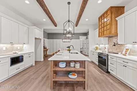 195 Sugar Sand Lane West End NC 27376