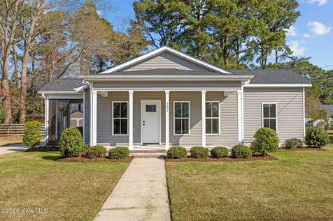 102 E Purvis Street Robersonville NC 27871