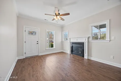 102 E Purvis Street Robersonville NC 27871