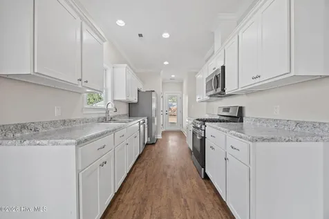 102 E Purvis Street Robersonville NC 27871