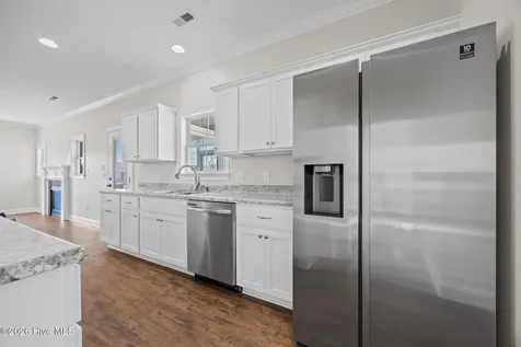 102 E Purvis Street Robersonville NC 27871