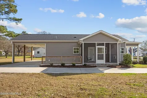 102 E Purvis Street Robersonville NC 27871