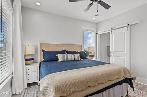 1903 Emerald Drive Emerald Isle NC 28594