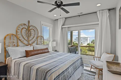 1903 Emerald Drive Emerald Isle NC 28594
