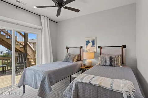 1903 Emerald Drive Emerald Isle NC 28594