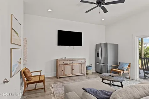 1903 Emerald Drive Emerald Isle NC 28594