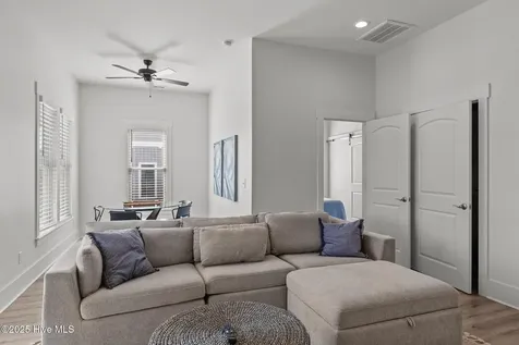 1903 Emerald Drive Emerald Isle NC 28594