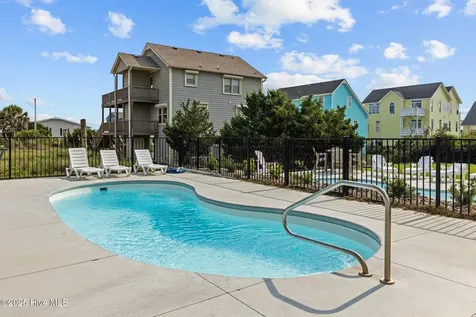 1903 Emerald Drive Emerald Isle NC 28594