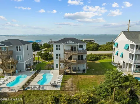 1903 Emerald Drive Emerald Isle NC 28594