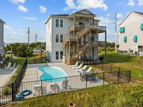 1903 Emerald Drive Emerald Isle NC 28594