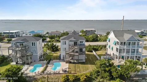 1903 Emerald Drive Emerald Isle NC 28594