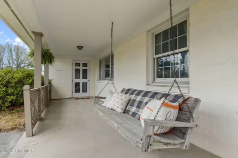 1309 Live Oak Street Beaufort NC 28516