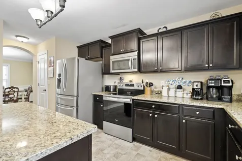 140 Pine Cove Road New Bern NC 28562