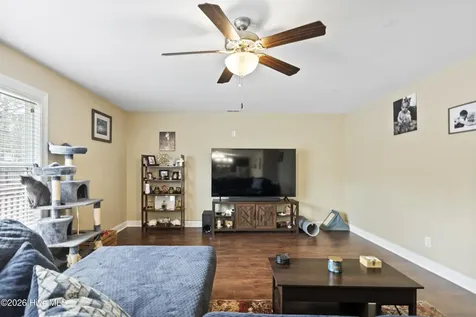 140 Pine Cove Road New Bern NC 28562