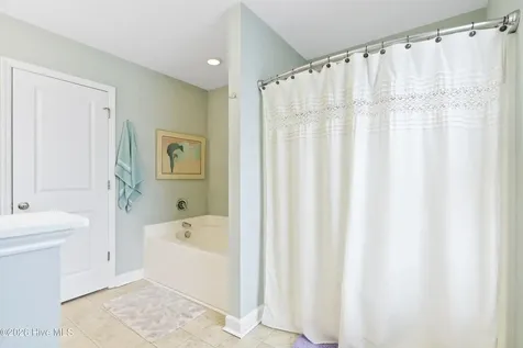 140 Pine Cove Road New Bern NC 28562