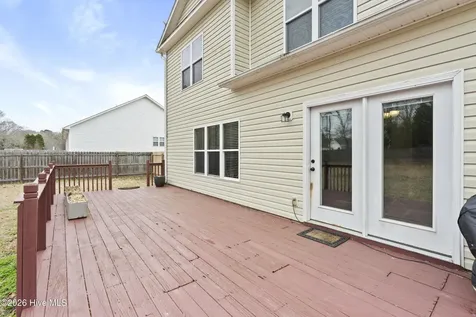 140 Pine Cove Road New Bern NC 28562
