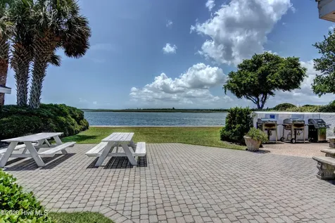 322 Causeway Drive Wrightsville Beach NC 28480