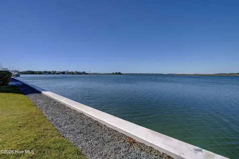 322 Causeway Drive Wrightsville Beach NC 28480
