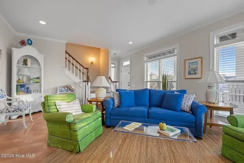 2208 Evans Street Morehead City NC 28557