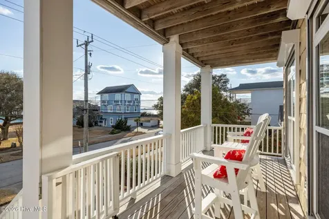 2208 Evans Street Morehead City NC 28557