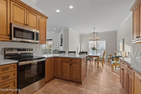 2208 Evans Street Morehead City NC 28557