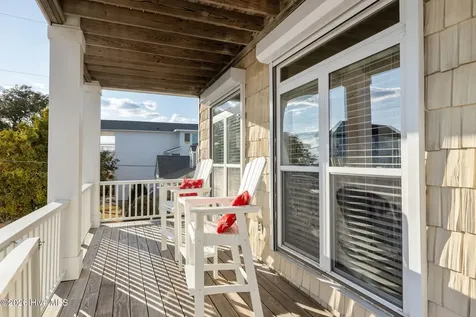 2208 Evans Street Morehead City NC 28557