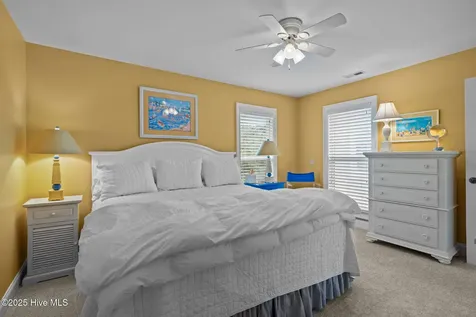 2208 Evans Street Morehead City NC 28557