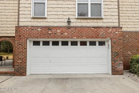 2208 Evans Street Morehead City NC 28557