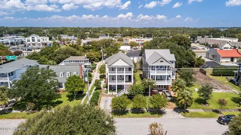 2208 Evans Street Morehead City NC 28557