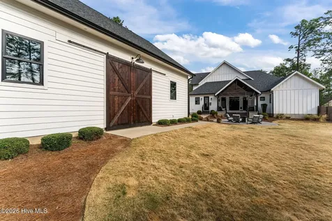 175 Longleaf Road Southern Pines NC 28387