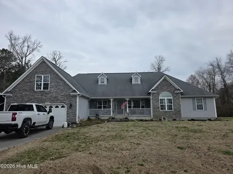 134 Bur Oaks Boulevard Newport NC 28570