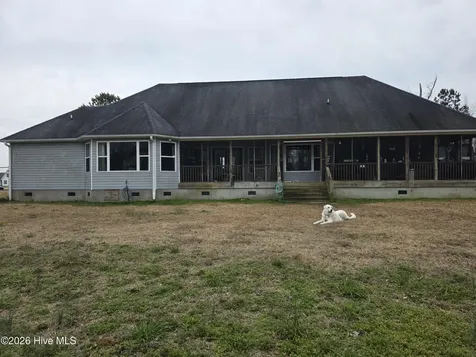 134 Bur Oaks Boulevard Newport NC 28570