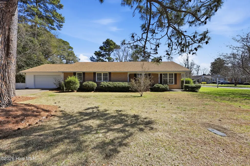 1514 Crescent Drive Elizabeth City NC 27909