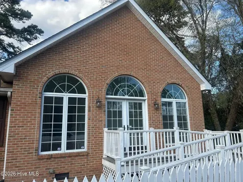 1514 Crescent Drive Elizabeth City NC 27909