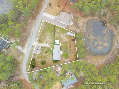 410 Harper Lake Drive Southport NC 28461