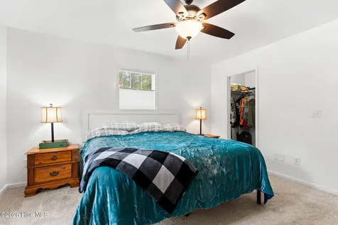 410 Harper Lake Drive Southport NC 28461