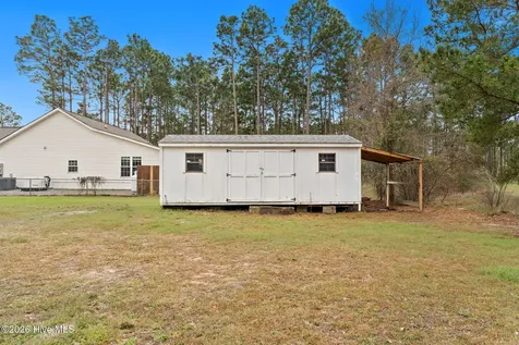 410 Harper Lake Drive Southport NC 28461