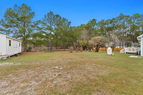 410 Harper Lake Drive Southport NC 28461